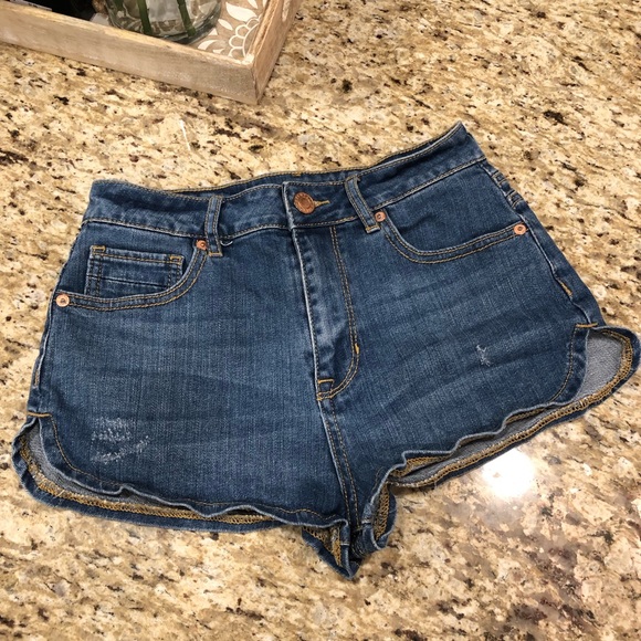 Kendall & Kylie Super High Rise Medium Wash Denim Shorts - Picture 1 of 7